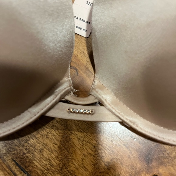 Victoria’s Secret, set of 2 pushup 32C bras, 1 NWT, can be sold separately, sexy - Picture 6 of 9